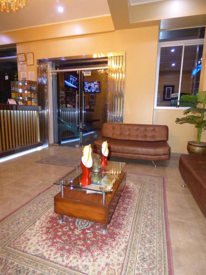Hotel Real Palace Churin Exterior foto